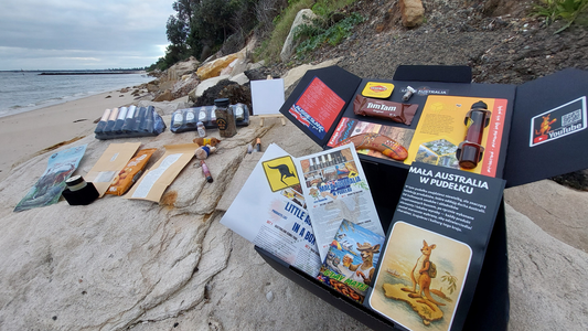 LITTLE AUSTRALIA IN A BOX
Ultimate Gift Box – 30 Authentic Australian Items