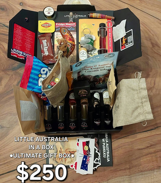 LITTLE AUSTRALIA IN A BOX
Ultimate Gift Box – 30 Authentic Australian Items